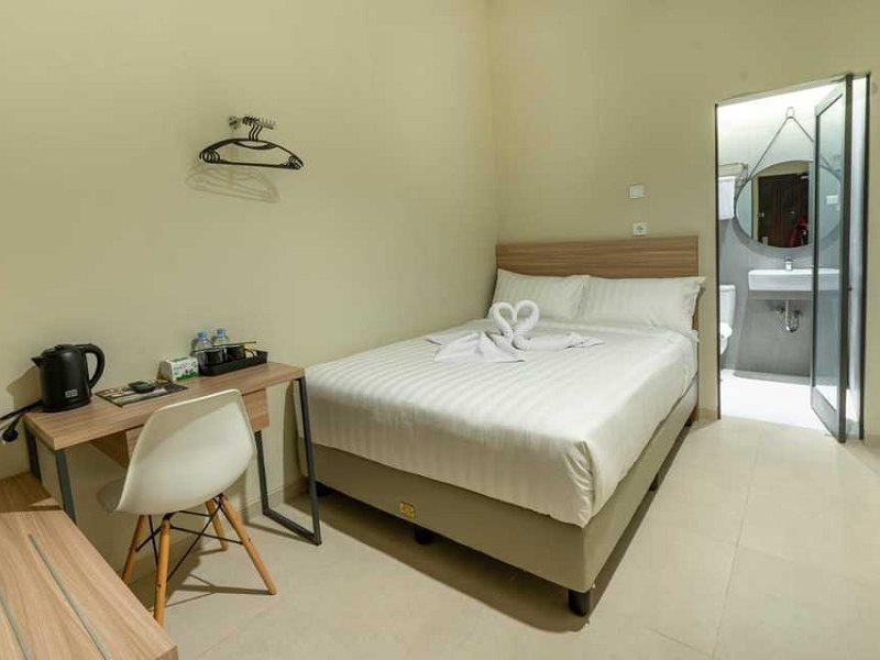 Front One Harvest Hotel Wonosobo Εξωτερικό φωτογραφία